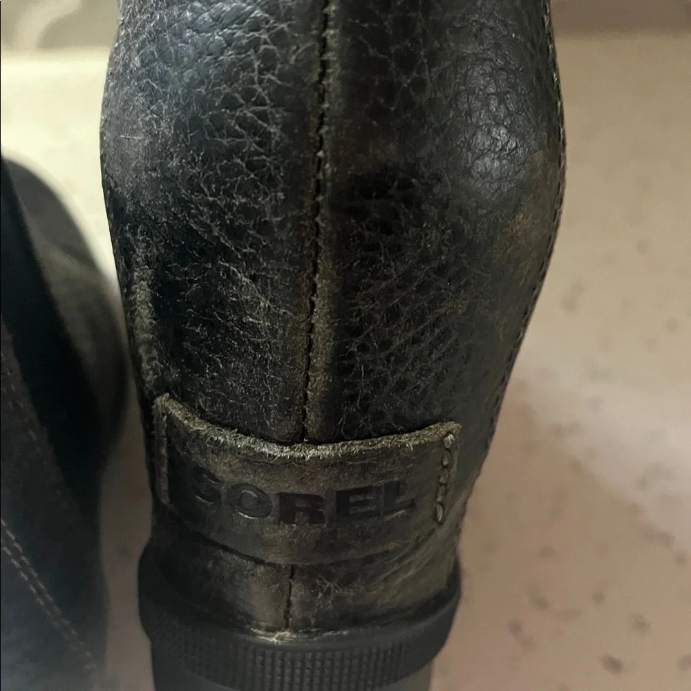 Sorel Black Textured Ankle Boots 8.5 wedge - Picture 3 of 7